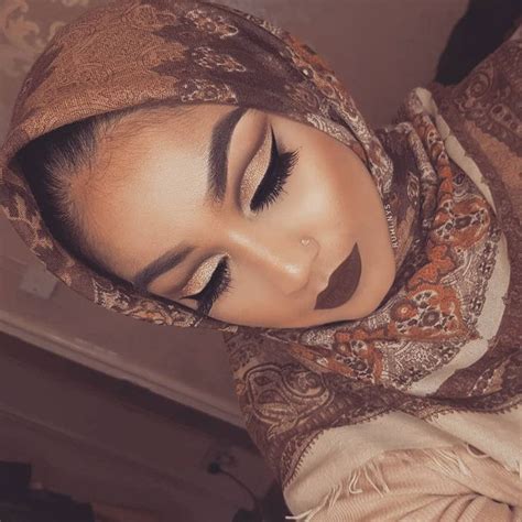 Pin By Luxyhijab On Hijabis Makeup Looks مكياج المحجبات Middle
