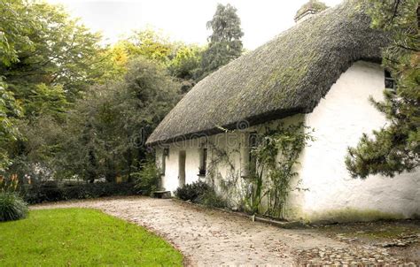Old Irish Cottage Stock Image Image Of Summer Cottage 15774361