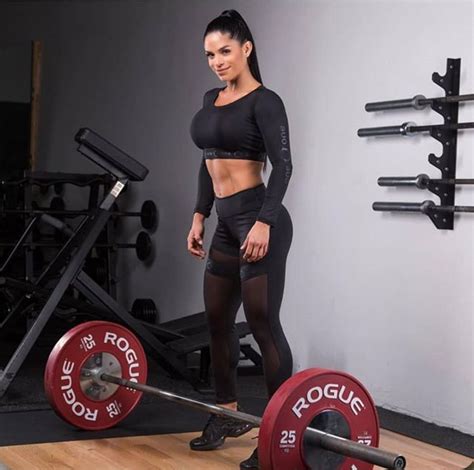 Pin By Rsp On Fitness Michelle Lewin Body Building Women Fitness Girls