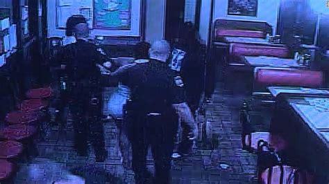 Police Defend Arrest Of Woman At Waffle House Cnn Video