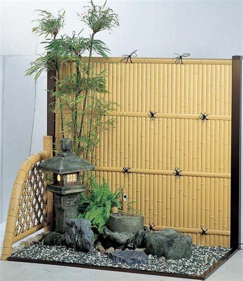 Amazing hanging garden from bamboo for small spaces, vegetable garden ideas. 30+ Small Japanese Bamboo Garden Design Ideas #gardendesignideas | Mini zen garden, Miniature ...