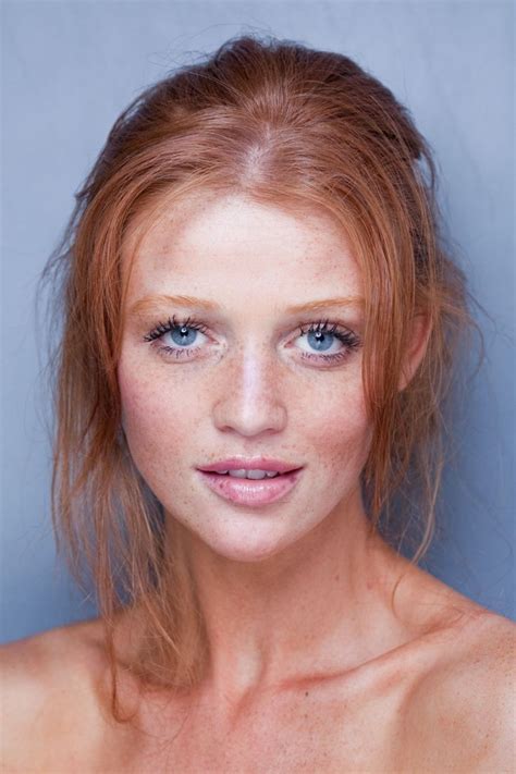 Cintia Dicker Finally A Red Headed Victorias Secret Model With Freckles She S Gorgeous Cintia