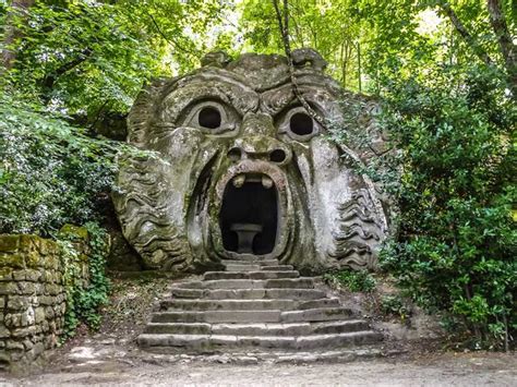 Bomarzo El Anti Parque De Los Monstruos De Italia