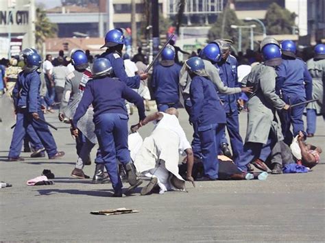Police In Zimbabwe Arrests Senior Opposition Official Over Demonstration