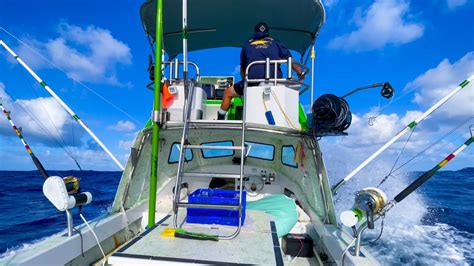 We Auction Our Catch Deep Sea Fishing For Wahoo And Mahimahi In Hawaii