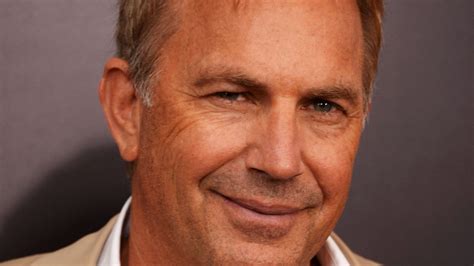 Feb 16, 2021 · academy award winner kevin costner and baseball's iron man, cal ripken jr., struck up a friendship with when they met at the premiere of costner's 1990 film, dances with wolves, as per sportscasting. 18 gennaio 1955, nasce Kevin Costner - Spettakolo.it