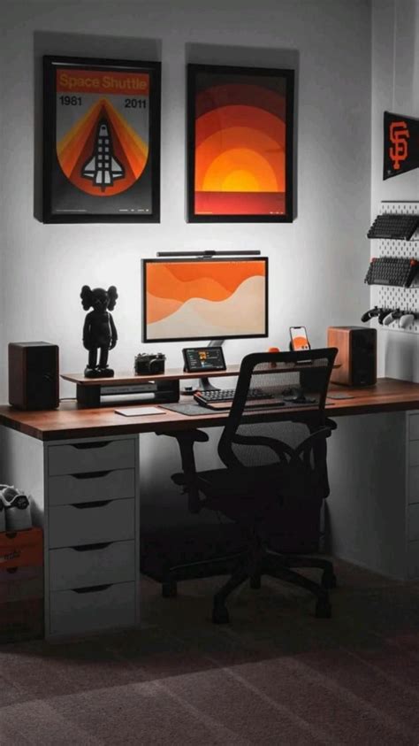 Outstanding 30 Aesthetic Desk Setups For Creative Workspace Desk