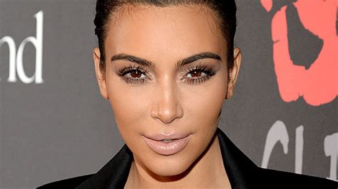 Kim Kardashian Star Dune Pub Pour Le Super Bowl