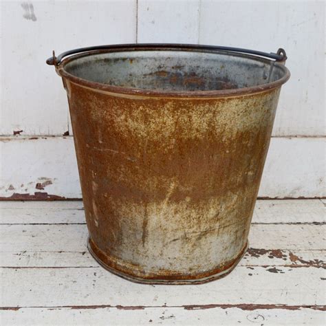 Pin By Mary Mills On Rusty Metal Bucket Rusty Metal Pail