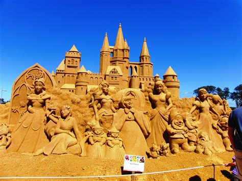Friends Foes And Super Heroes Sand Sculpting Exhibition