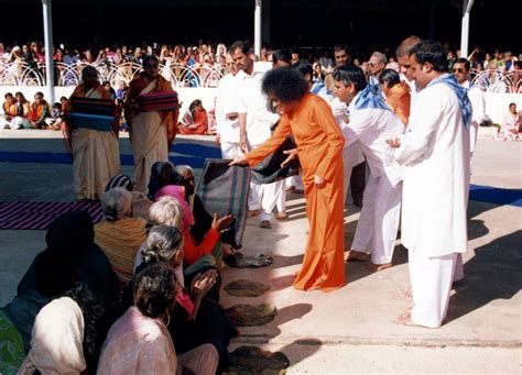 Sathya Sai With Students The Privilege Of Being A Sai Student By