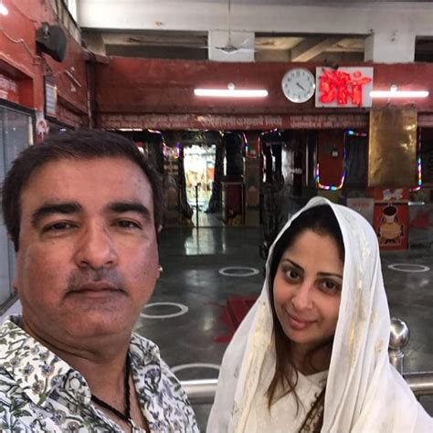 sangeeta ghosh successful long distance marriage संगीता घोष का सफल लॉन्ग डिस्टेंस रिलेशनशिप