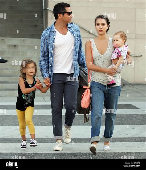 Jessica Alba Husband Cash Warren And Their Daughters Haven And Honor Head Out For Dinner In