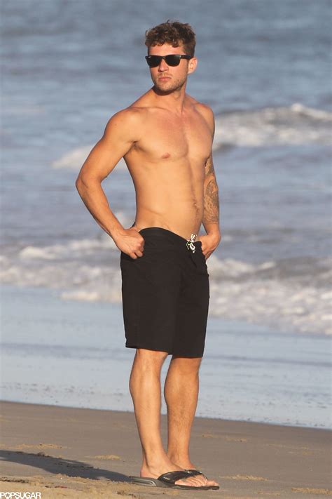Shirtless Ryan Phillippe Looks Sexier Than Ever During A Malibu Beach