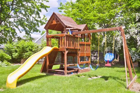 Best Backyard Swing Sets An Ultimate Buyer Guide Homeschoolbase
