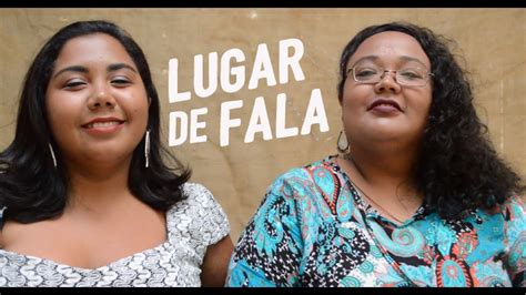 Djamila explica que essa hierarquia estruturada na sociedade faz com que as produções intelectuais, saberes e vozes desses grupos sejam tratadas de modo inferior, fazendo com que as condições estruturais os mantenham em um lugar silenciado. LUGAR DE FALA - YouTube