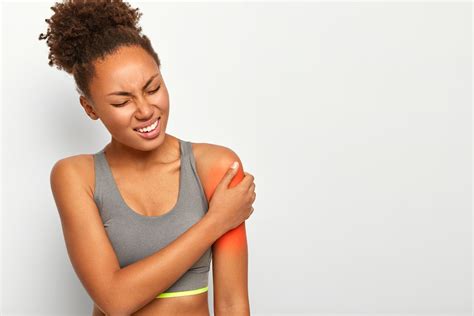 The Causes Of Shoulder Pain During Sports And When To See An Orthopedic