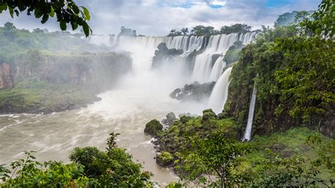 Why Should Argentinas Iguazu Falls Be On Your Bucketlist Our Escapades