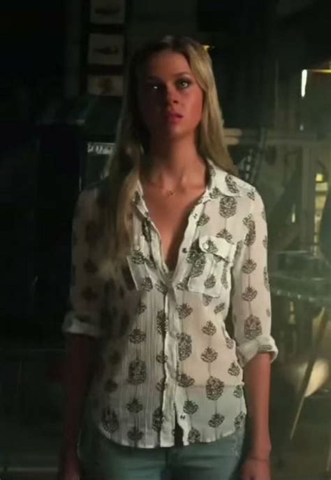 As bay's camera ogles said short shorts over and over. 9 best Transformers 4 Nicola Peltz Fashion Breakdown ...