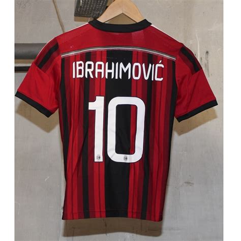The ac milan home jersey features climacool® ventilation, stylish gold piping, and the acm 1899 crest printed along the back of the neck. Adidas AC Milan Home Jersey 2014/15 - Youth Short Sleeve