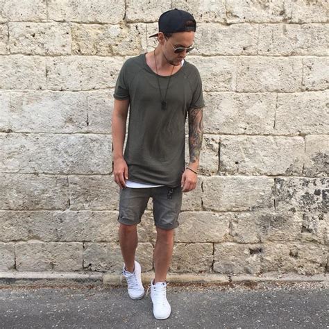 Cool Men Summer Fashion Style To Try Out Casual Shorts Outfit Mens Fashion Cat