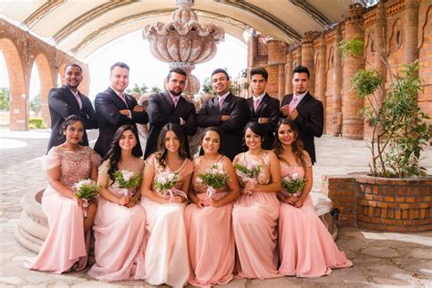 13 Must Do Wedding Party Photos For 2023 Pro Tips