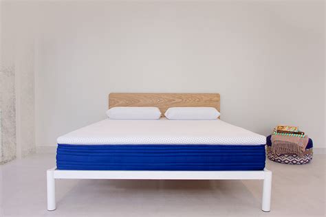 This is because the market is flooded with several types of mattresses, each with. Buy Medical Mattress in Dubai | Orthopedic Mattress - WHISPER