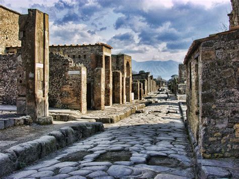 42 Eruptive Facts About Pompeii