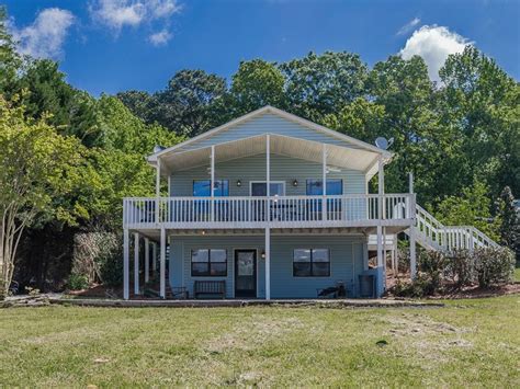 Just Listed By The Vining Group Updated Waterfront Home On Lake Oconee