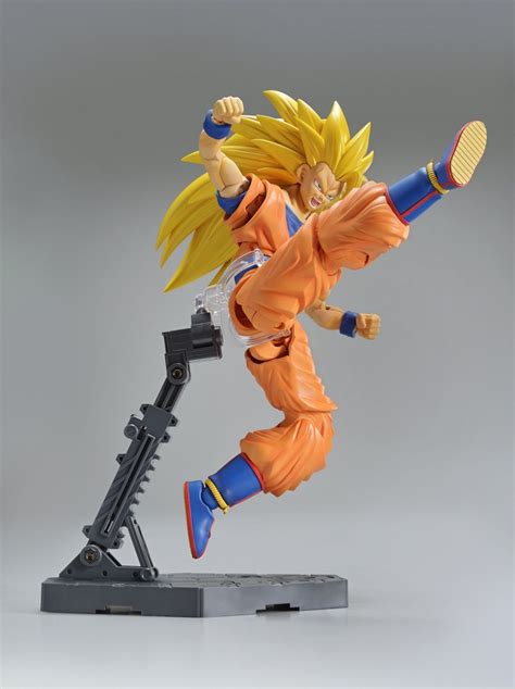 The souled store makes sure that the memories of harry potter don't fade away any time soon. Dragon Ball Z Plastic Model Kit: Super Saiyan 3 Son Goku | www.toysonfire.ca