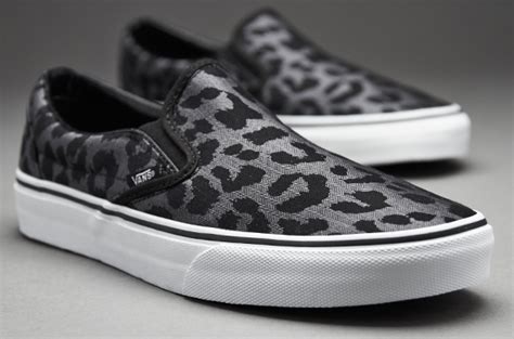 The most common black leather slip material is metal. Mens Shoes - Vans Classic Herringbone Slip-On - Leopard ...