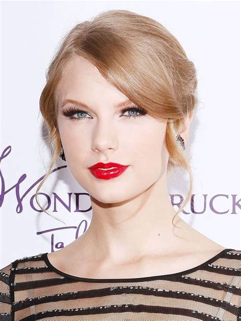 5 Taylor Swift Approved Red Lipsticks Taylor Swift Red Lipstick Red Lipstick Looks Red