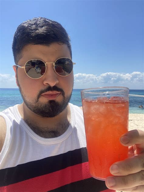 Mexican Rug Dealer On Twitter Im Not Having Sex On The Beach So Im Drinking A Sex On The