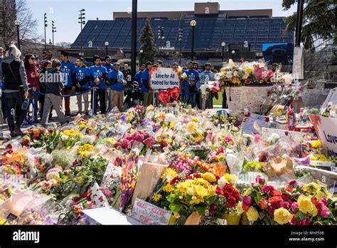 A city in mourning,Toronto Strong tragedy and carnage on Yonge Street