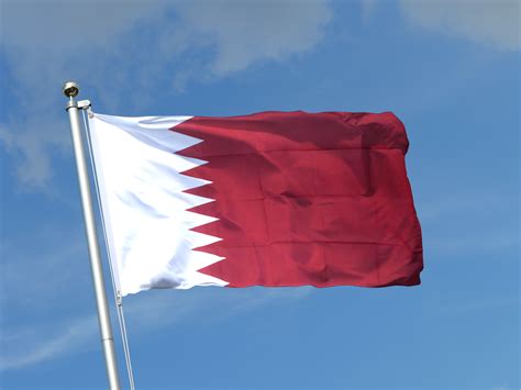 Qatar's latest role in hosting the arab league, attended by egyptian foreign minister sameh shoukry during his first ever visit to the gulf state since the blockade, further exemplified what is now seen as a new chapter in the countries' bilateral ties. Qatar Flag for Sale - Buy online at Royal-Flags