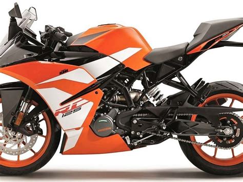 It is a prominent roadster in the 150cc segment which will fill up the space created by the elimination of some bikes like fzs, fazer standard in the indian market. boggieboardcottage: 125cc Ktm Bike New Model 2019 Price In ...