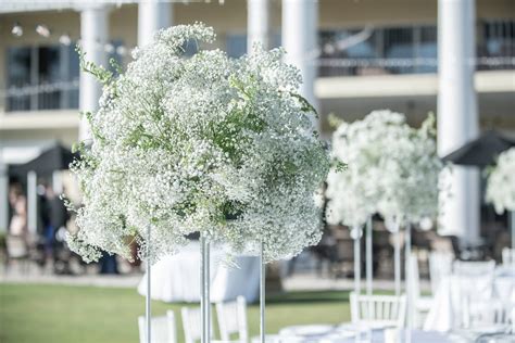 22 Beautiful Babys Breath Wedding Centerpieces For Your Table Decor