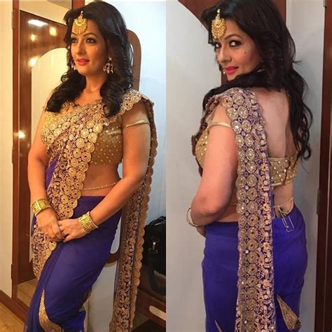 Falguni Rajani Hot Latest Transparent Saree Sleeveless Blouse Navel