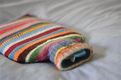 Ideal for a beginner knitter who is ready to tackle a simple two color stranded colorwork pattern, this cover is knit as one piece. Scrappy hottie cozy pattern. | Knitting gift, Knitting ...
