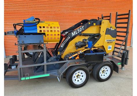 One critical aspect to consider before buying a coffee machine for the restaurant, cafe of for any hospitality businesses is by first determining the size of the business and business needs. New 2020 Taskmaster Mini Skid Steer Loader Tracked Kubota ...