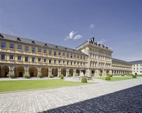 18 treffer innere medizin 44 treffer allgemeinmedizin, allgemeinarzt 2 treffer akupunktur. Klinikum Würzburg Mitte zählt zu Top-Krankenhäusern 2021 ...