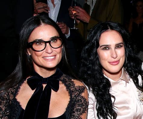 Demi Moore Supports Pregnant Daughter Rumer At Doctors Visit In New Photo