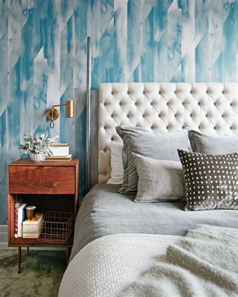 15 Awesome Wallpapers For Creating Wow Worthy Accent Walls