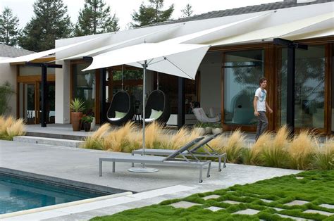 Grounded Modern Landscape Architecture Modern Landscape Design House