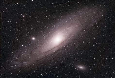 Messier 31 The Andromeda Galaxy Fightercontrol