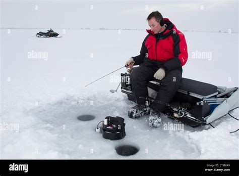 Walleye Ice Fishing Hi Res Stock Photography And Images Alamy