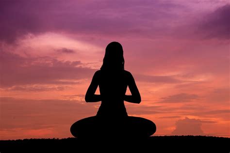 4 Reasons You Can Meditate Your Way To Masterful Sex