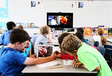 There are many benefits that come along with having computers in. How Students Benefit From Using Video Conferencing in The ...