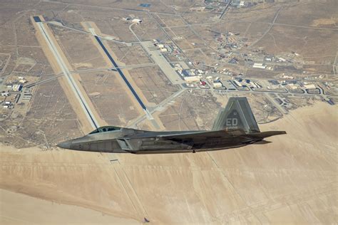Edwards Testers Integrate Criis On F 22 Raptor Air Force Materiel