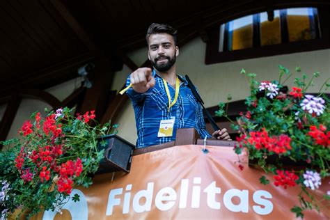 Fidelitas in united states fidelitas definition fealty; Véget ért az eddigi legsikeresebb szabadegyetem - Fidelitas